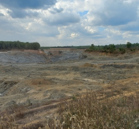 Khu vực khai thác đá - Xí nghiệp Đá Miền Đông